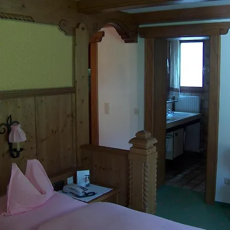 Hotel-garni Felsenhof Lech am Arlberg